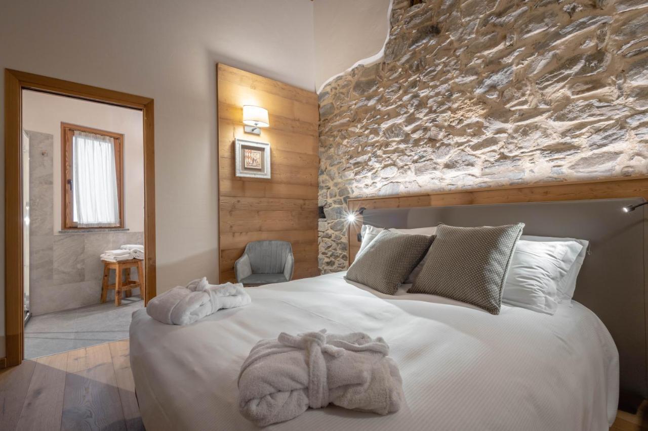 Les Plaisirs D'Antan Hotel Jovencan ภายนอก รูปภาพ