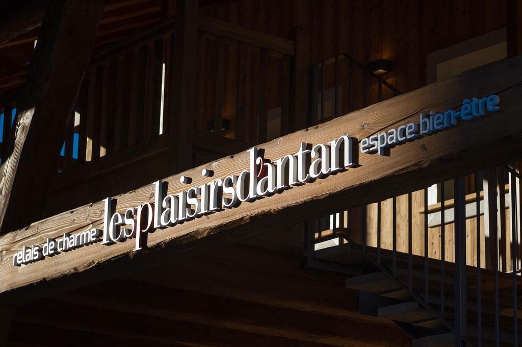 Les Plaisirs D'Antan Hotel Jovencan ภายนอก รูปภาพ